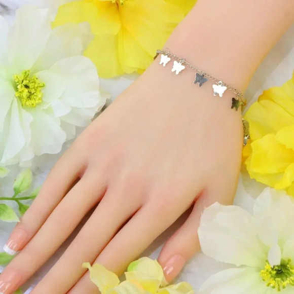 "Minimalist Bracelet, Sleek & Modern Design, Women’s Fashion, YC110230-B - Picture 2 of 10